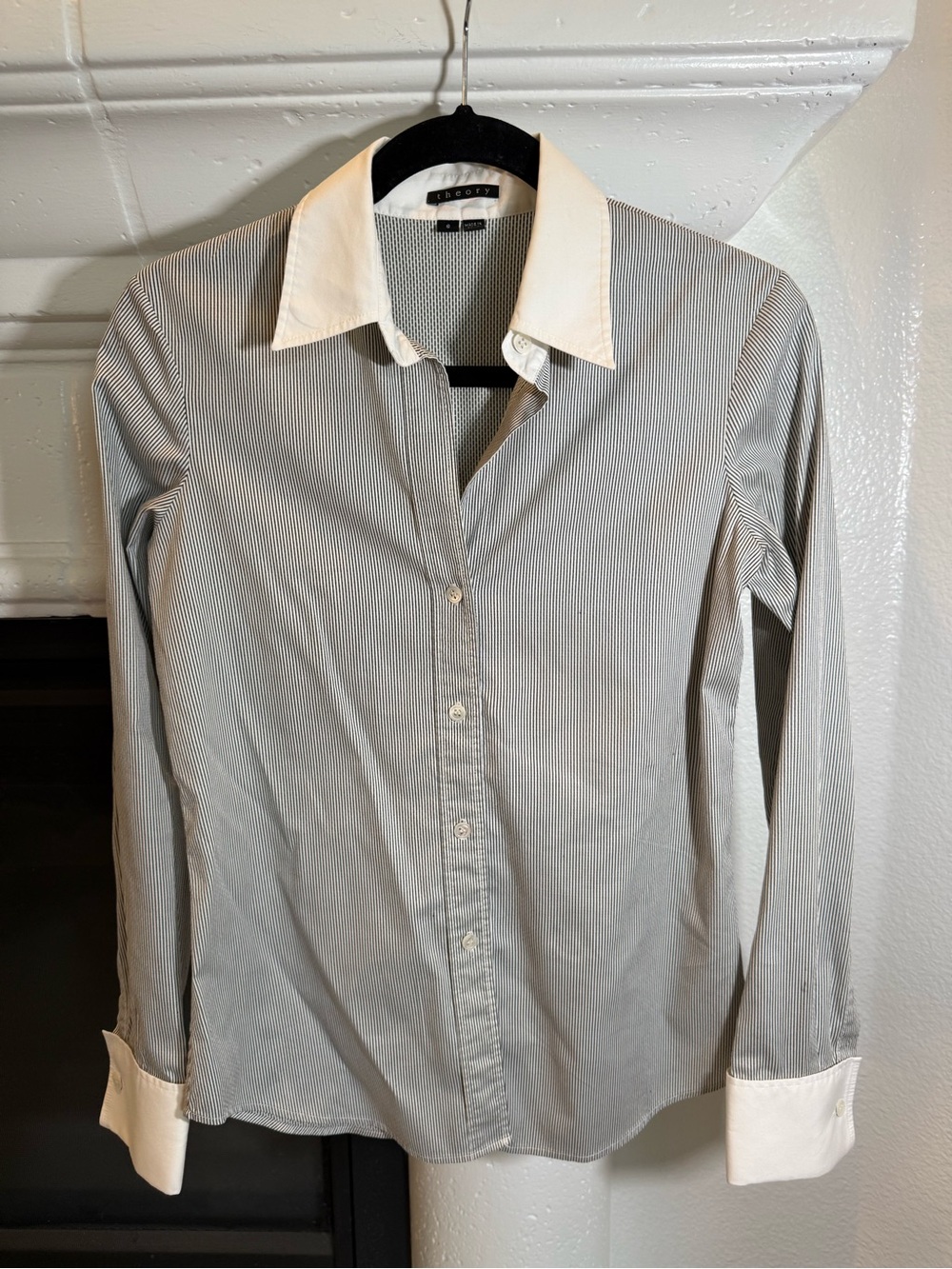 Theory Women's Pinstripe Button Down Dress Shirt White Contrast Collar Size S